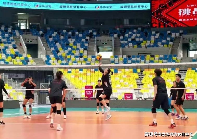 全锦赛：苏京鲁有新人入选！陈友泉任江西女排主帅，王云蕗复出